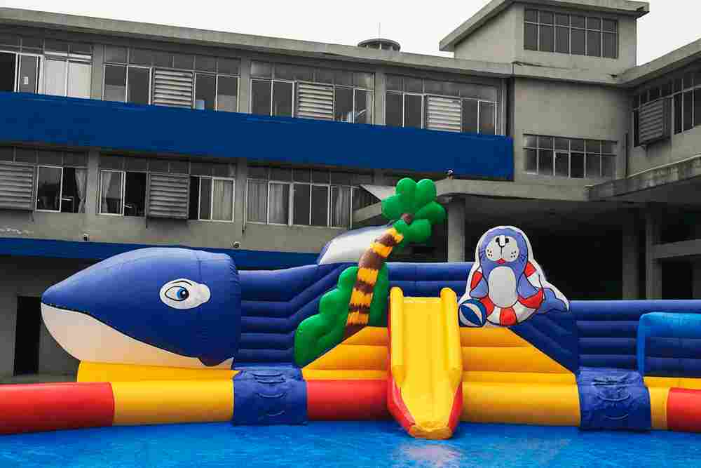 Наземный аквапарк «Синий кит» с бассейном, 20×20×7 м