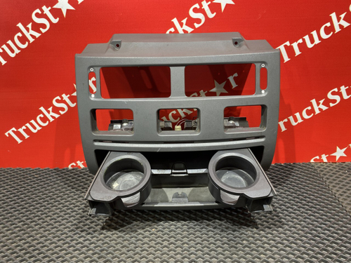 Консоль панели приборов 2018 г.