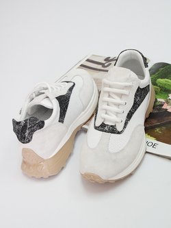 Кроссовки женские демисезонные