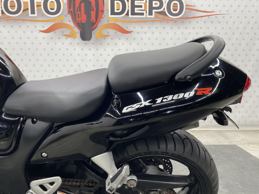 Suzuki GSX1300R Hayabusa , 2001