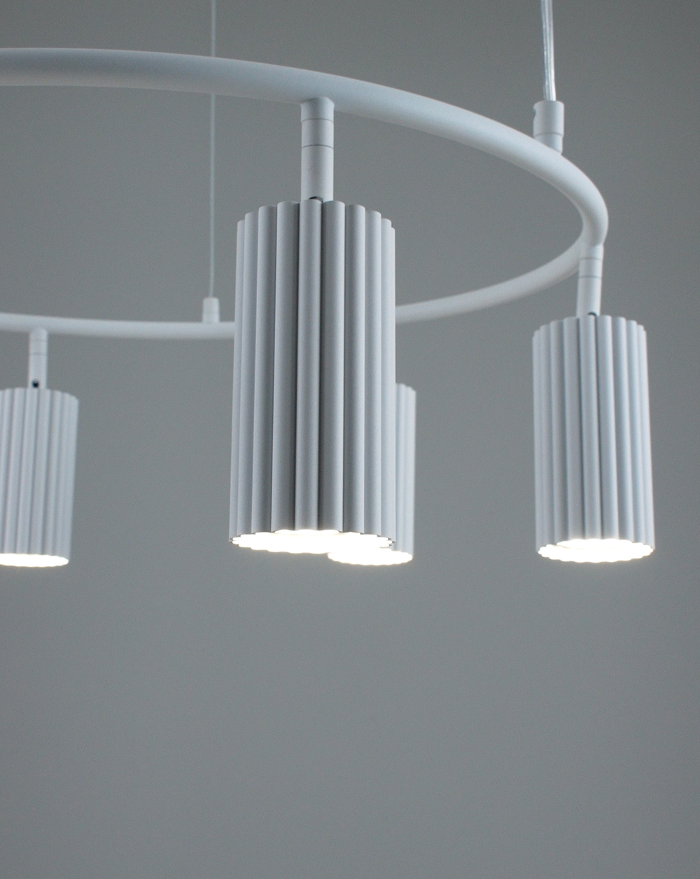 Люстра подвесная Moderli V11067-6P Cora