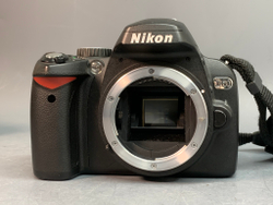 Nikon D60 Kit 18-55mm 2030 кадров