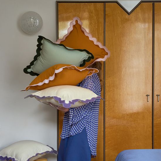 Чехол на подушку с контрастным кантом зеленого цвета из коллекции trendy ruffles, 40х40 см