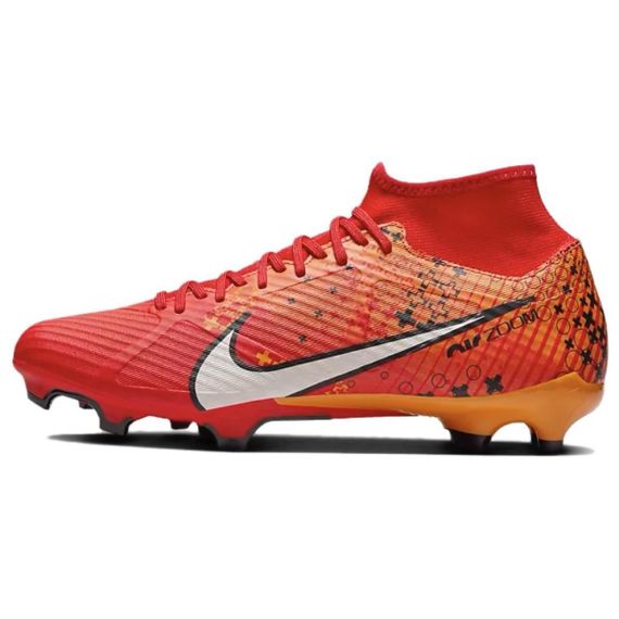 NIKE Zoom Superfly 9-футовые ботинки СРЕДНЕГО размера светло-красного цвета.