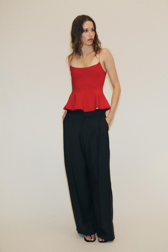 ZARA ТОП ИЗ ЭЛАСТИЧНОЙ ТКАНИ С БАСКОЙ, ЯРКИЙ КРАСНЫЙ