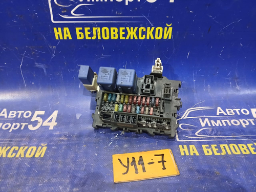 Блок предохранителей салонный NISSAN AD 1999-2008