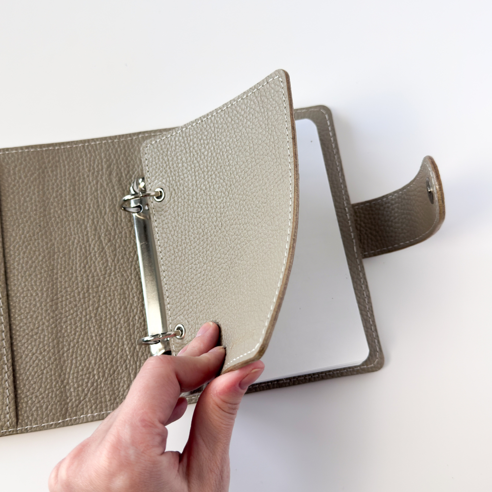 Кожаный форзац (4/2 кольца)