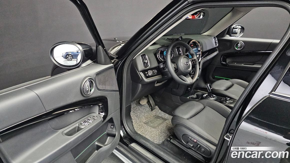 Mini Cooper Countryman Classic Plus (08.2022)