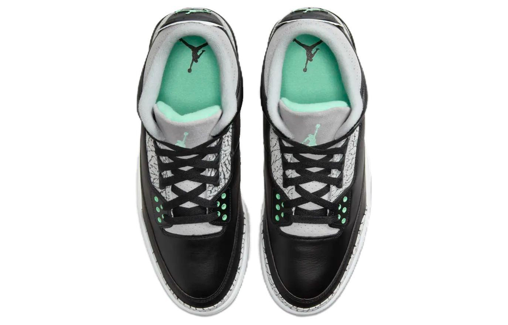 Кроссовки Jordan Air Jordan 3 Retro "Green Glow"