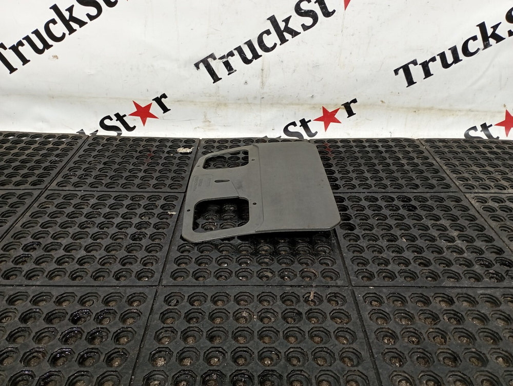 Коврик салона 2020г