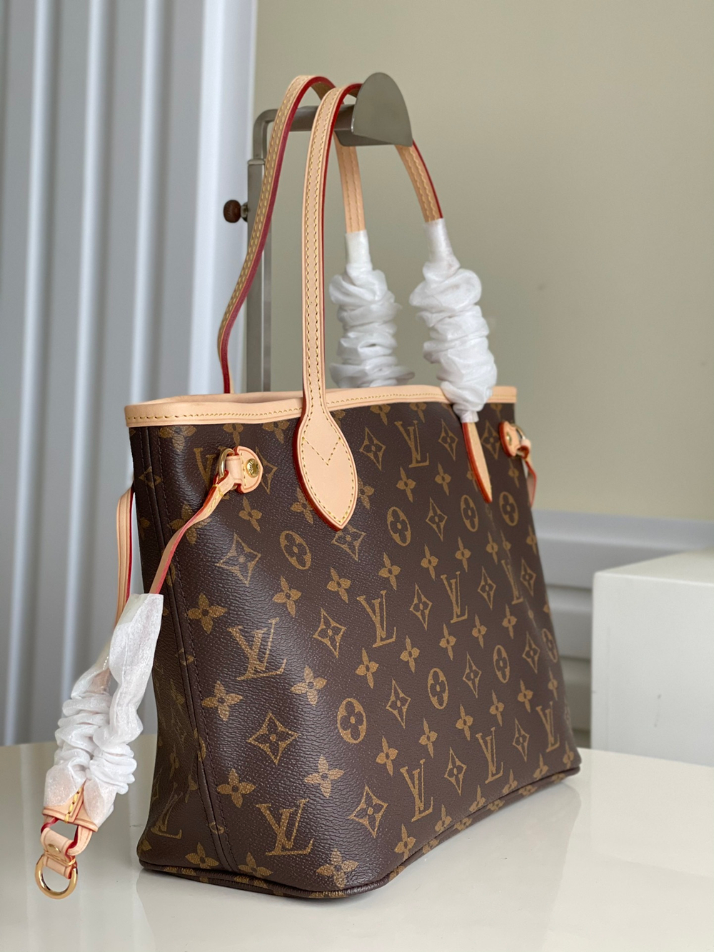 Louis Vuitton Neverfull PM