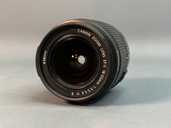 Canon 1100D Kit 18-55mm 3.5-5.6 IS II 17.000 кадров