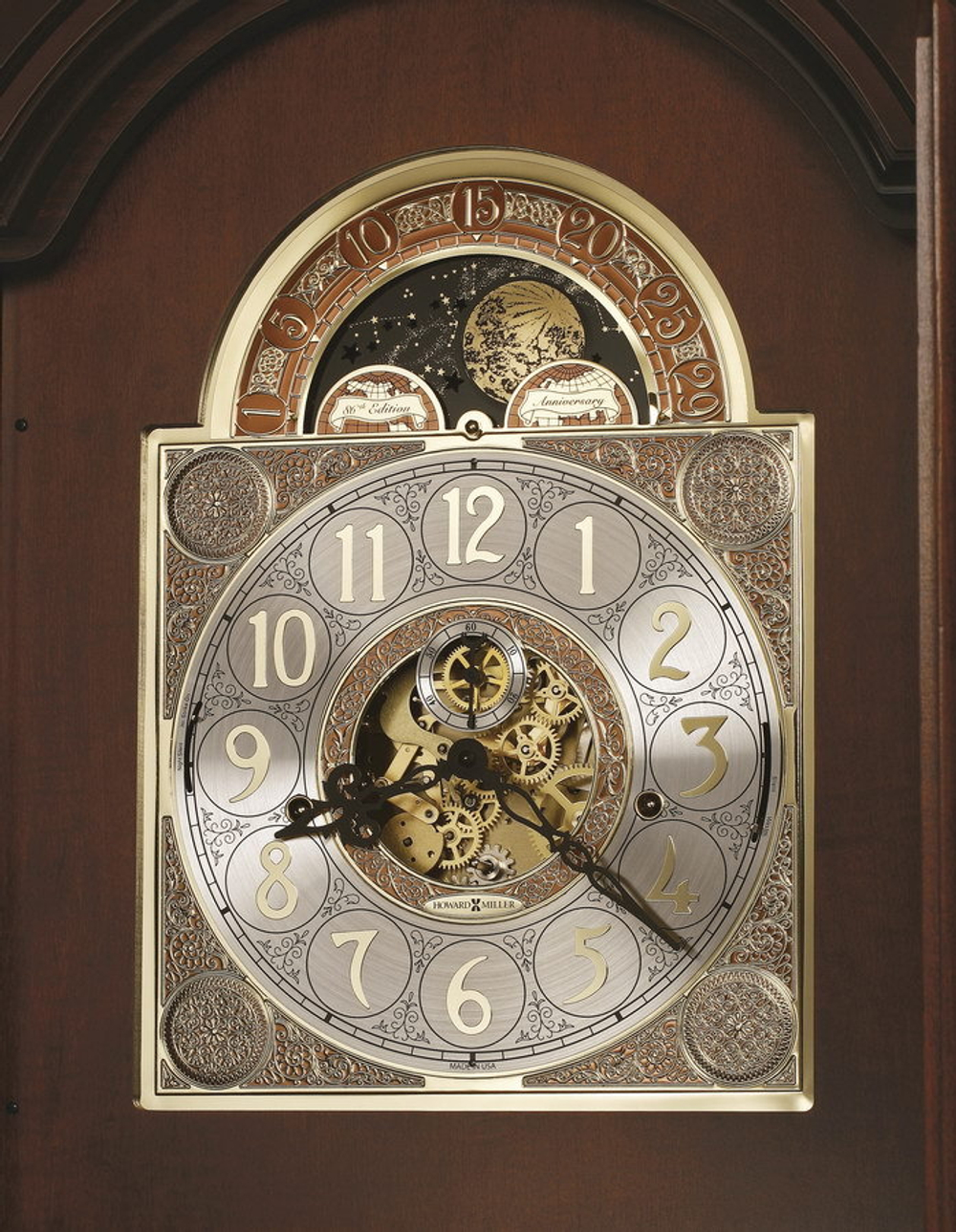 Часы напольные Howard Miller 611-194 США