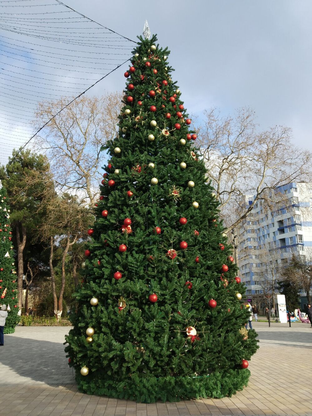 Уличная елка каркасная "Уральская" (пвх) от 4 до 30 м