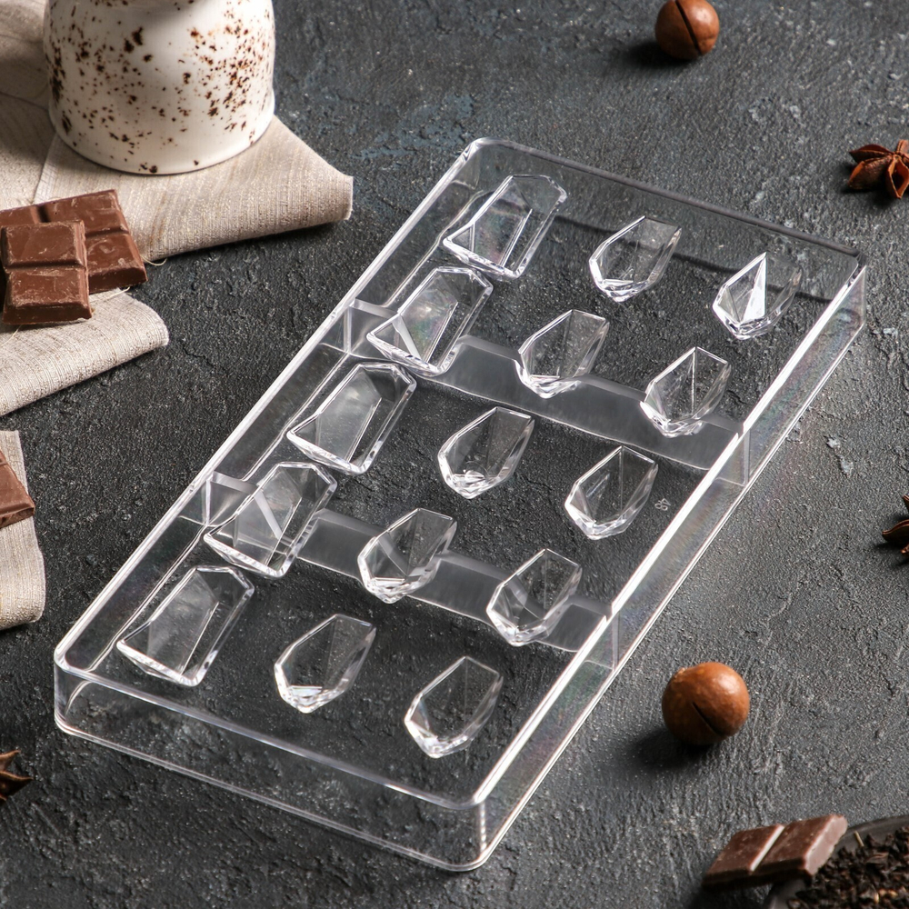 Форма для конфет поликарбонат «Драгоценные камни», 3316,2 см, 16 ячеек