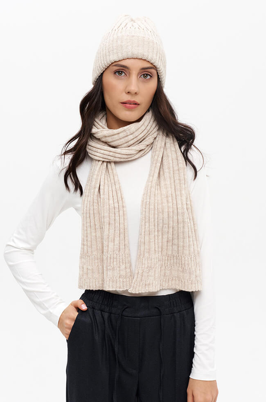 8408 Шапка женская (бежевый)