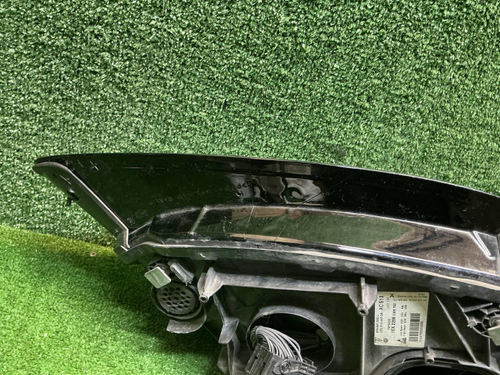 Фара левая Porsche Cayenne 3 (2017-2023) LED