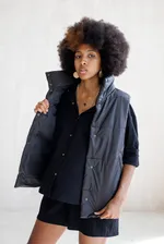 Жилет ko-ko-ko женский утеплённый черный