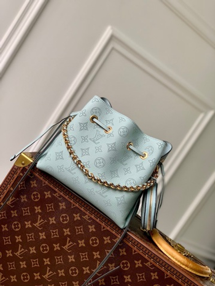 Louis Vuitton Bella