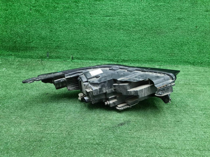 Фара левая Cheryexeed TXL (2019-2021) LED