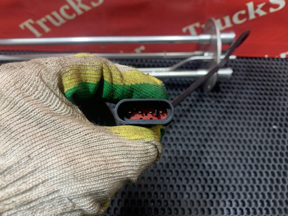 Датчик уровня AdBlue 2023г