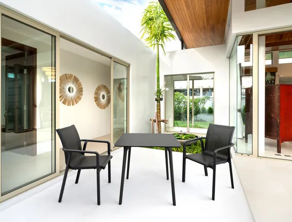 Уличный стул Pacific черный