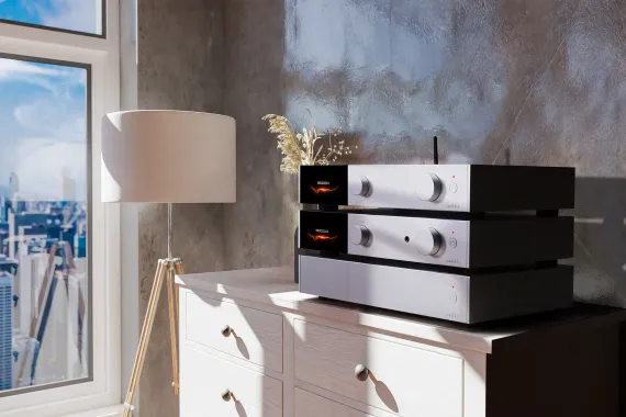 Audiolab 9000Q Silver
