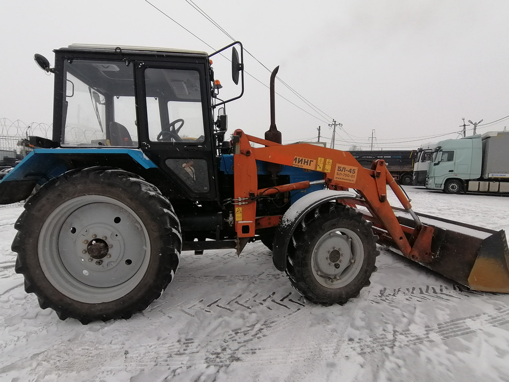 Блюминг БЛ-45 Экскаватор-погрузчик БЛ-45-БЛ-750-01 (Дизельный, 4,8 л, 81 л.с., МТ)