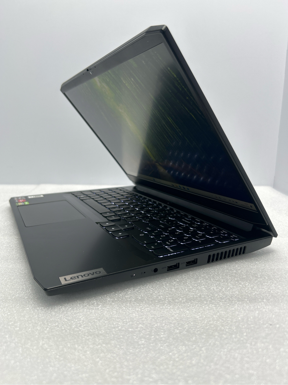 Ноутбук Lenovo IdeaPad Gaming 3 15ACH6 15.6"/AMD Ryzen 5 5600H/RAM 8GB/SSD 512GB/NVidia GeForce RTX 3050 4GB/1920*1080/IPS/DOS/Подсветка кл-ры: LED/Чёрный. Состояние: B1
