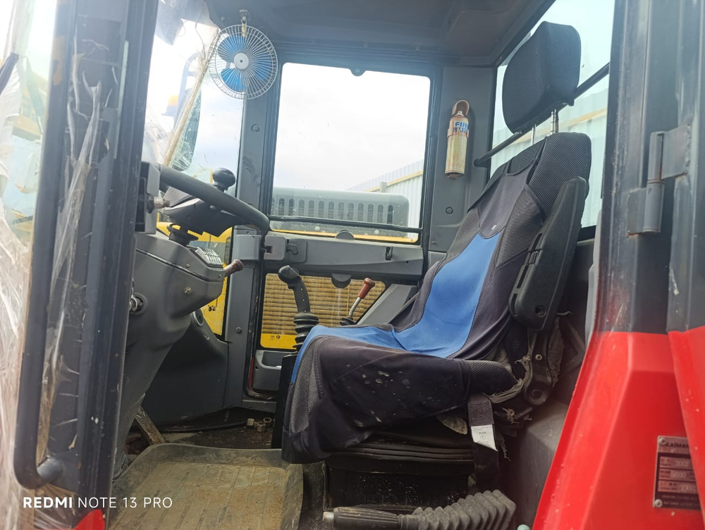 KAIMAN 300F Фронтальный погрузчик 300F (Дизельный, 3,8 л, 98 л.с., АТ)