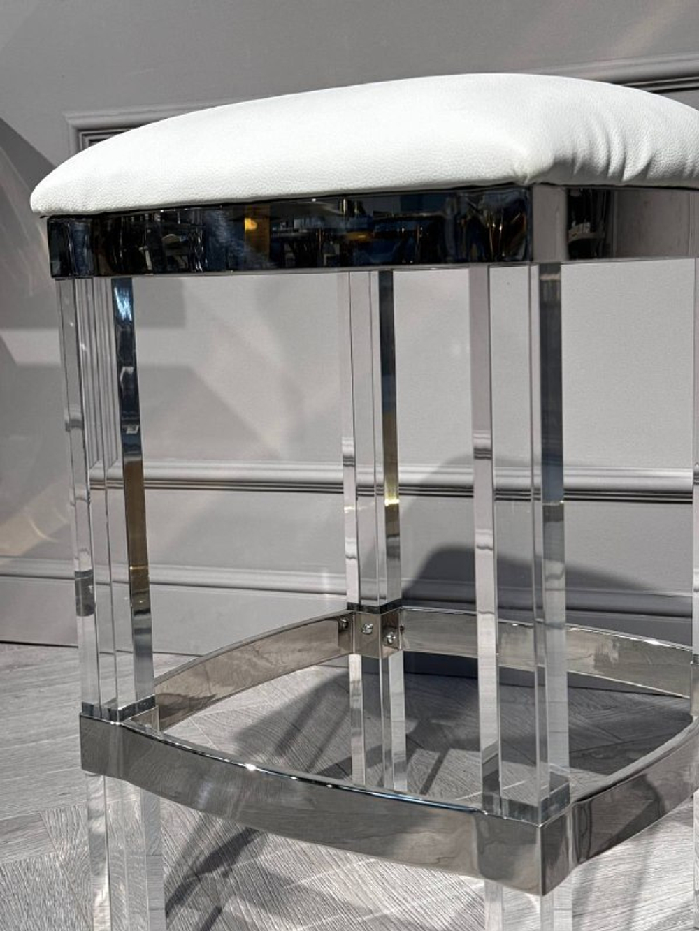 Табурет барный Ist Casa Найс, 40х40х61 см, белый, хром