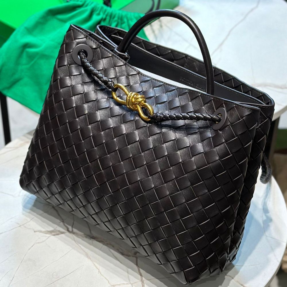 Обложка на паспорт Bottega Veneta