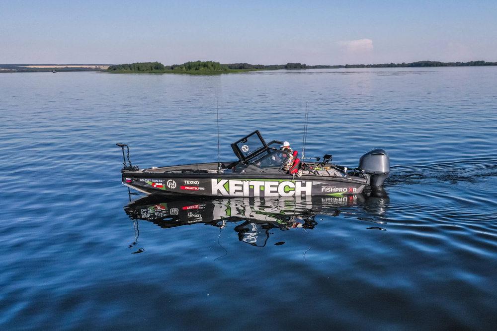 Катер Volzhanka FISHPRO XR 4P