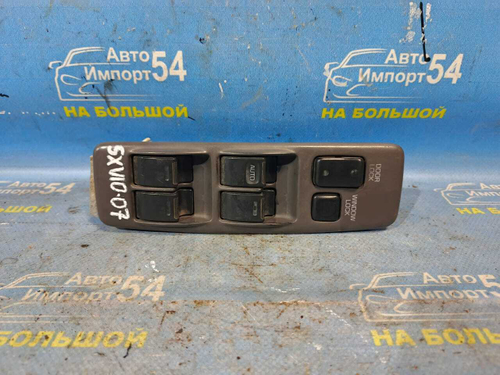 Блок управления стеклоподъемниками TOYOTA CAMRY 1996