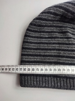Шапка в полоску