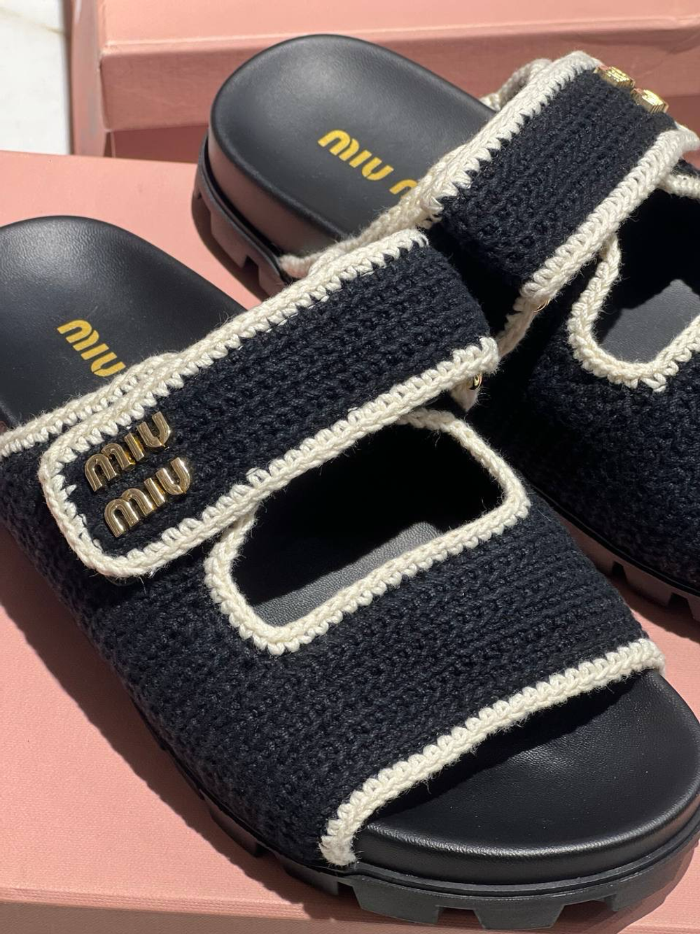 Сандали Miu Miu