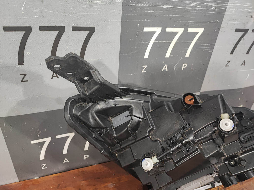 Фара левая LED Chery Tiggo 7 Pro 20-24 Б/У Оригинал 605000199AA