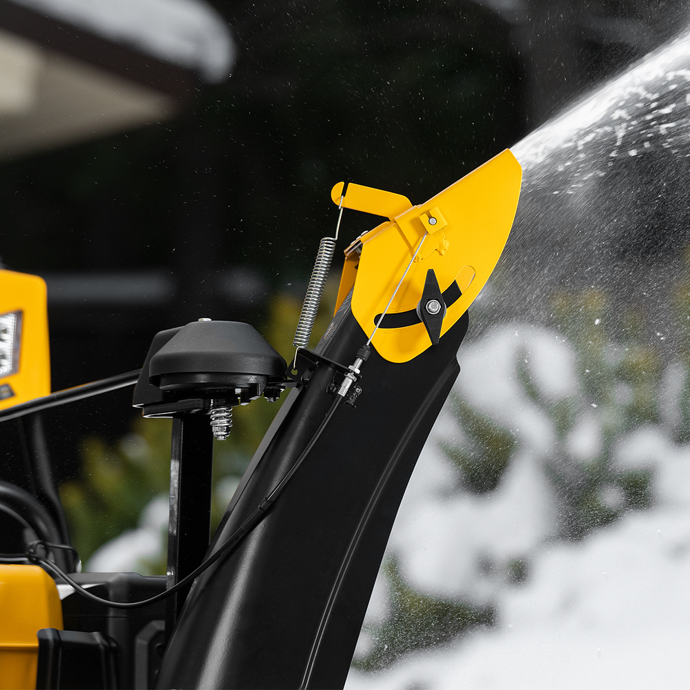 Бензиновая снегоуборочная машина SBM 610S PRO, 212 cc, электростартер, фара, обогрев Denzel