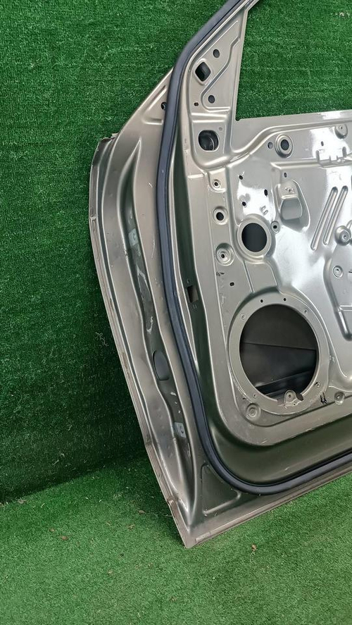 Дверь передняя правая Audi Q5 1 8R (2008-2017)