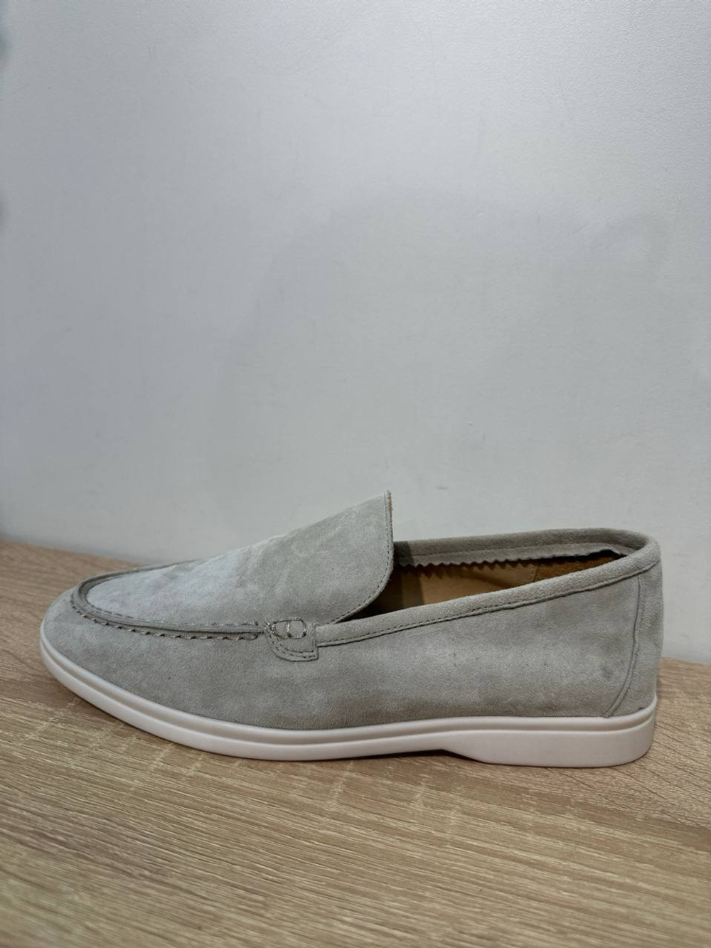 Лоферы из натуральной замши