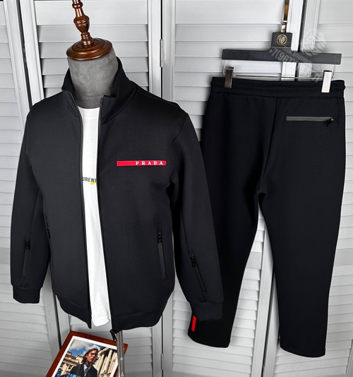 Спортивный костюм Prada