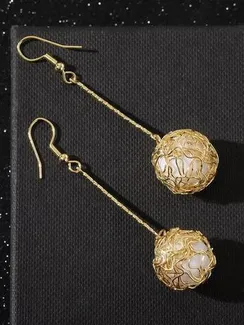 Серьги висячие "Шар плетёный", цвет белый в золоте