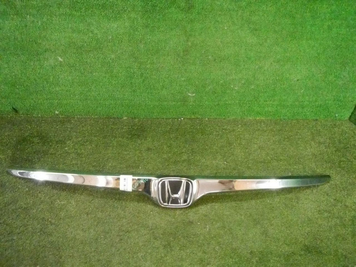 Накладка крышки багажника Honda Cr-v 5 (2016-н.в.)