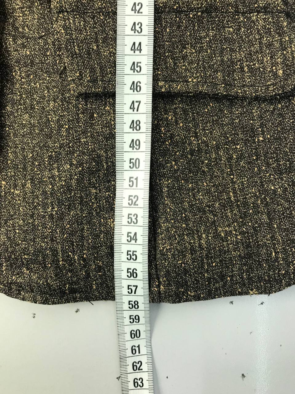 Пиджак приталенный коричневый 46 размер