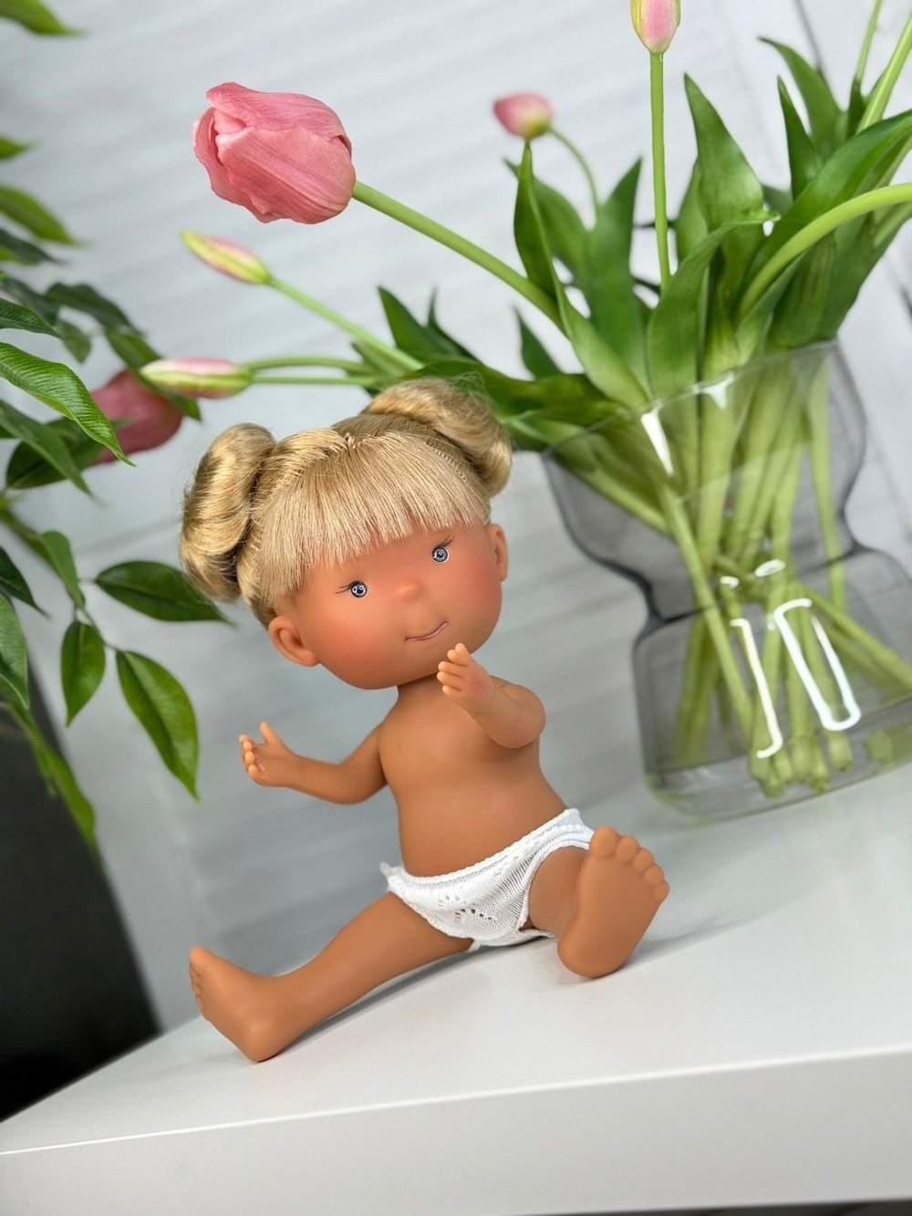 Кукла Nines виниловая 30см PIPPA LATINA без одежды (2899WL4)