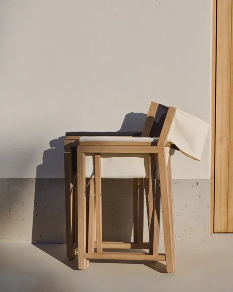 Складной стул Vilara из акации для улицы