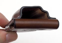 Чехол кожаный коричневый Buck 110фотография - 3