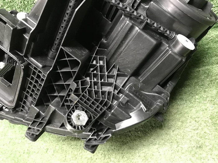 Фара правая Mercedes GLS x167 19-24 Multibeam LED