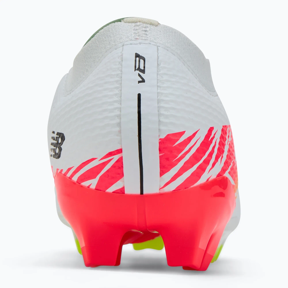 Футбольные бутсы New Balance Furon Team V8 FG white