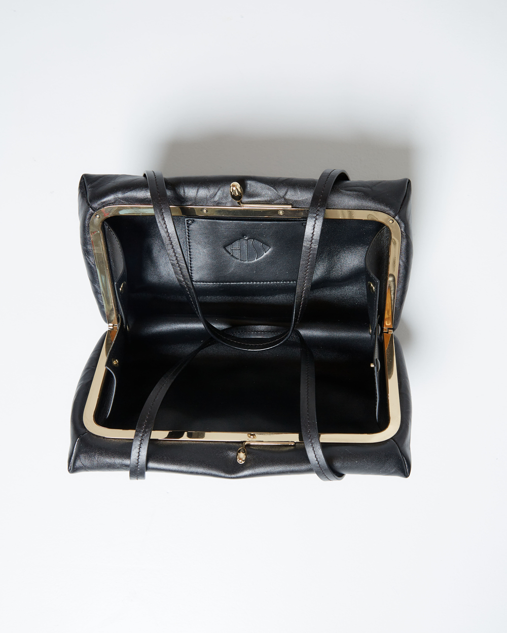 Сумка с замком из натуральной кожи черный